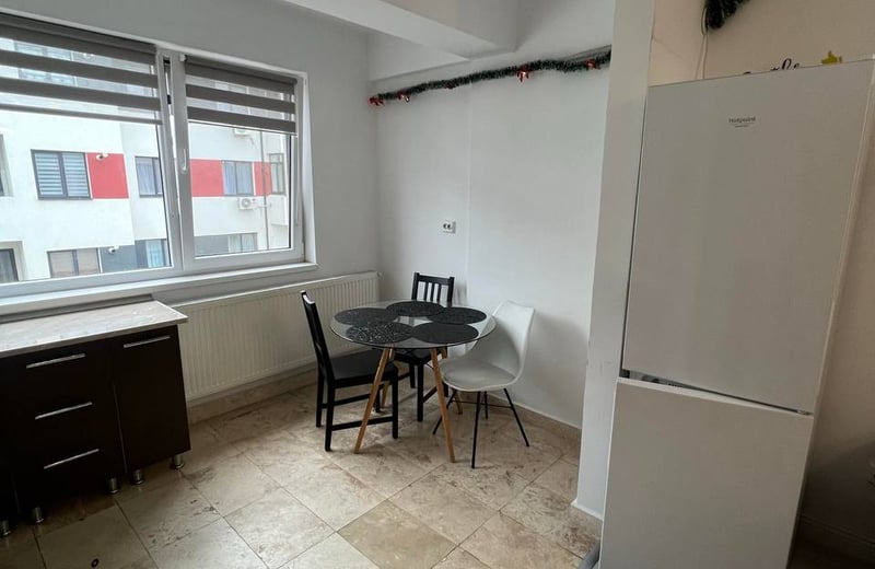 Vermietung eines gemütlichen Studio-Apartments mit separatem Zimmer und Balkon, Bukarest, Rumänien